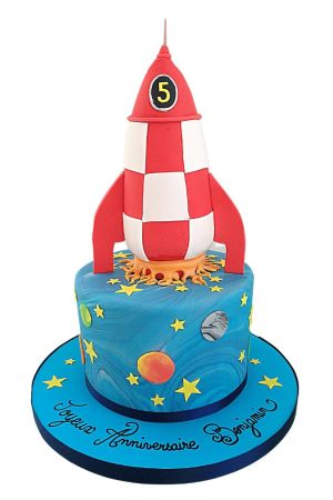 Gateau anniversaire fusée spatiale