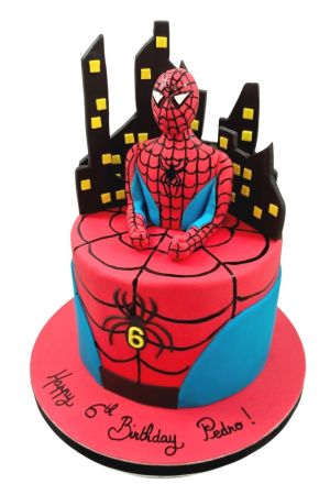 Gâteau anniversaire Spiderman 3D